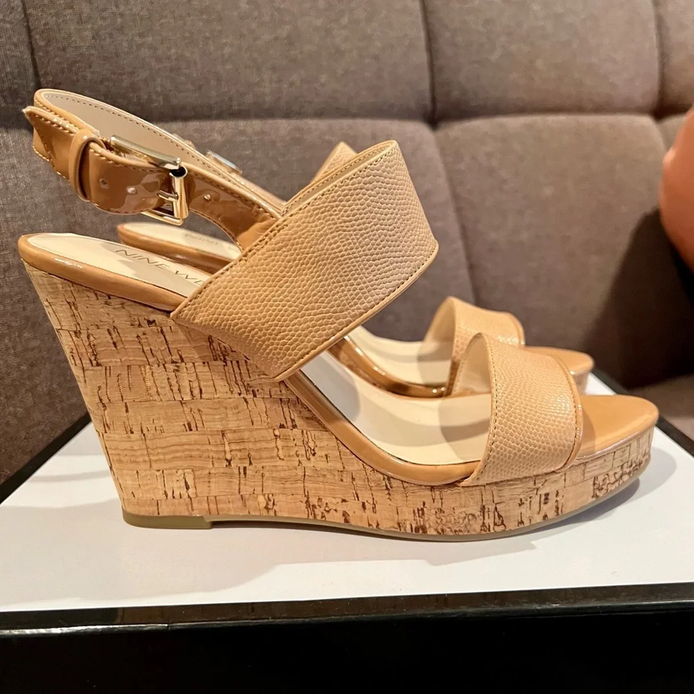 Nine West Cork Wedges - Picture 6 of 16